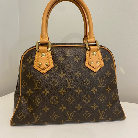 Louis Vuitton Monogram Canvas Manhattan PM Bag - Picture 5 of 16